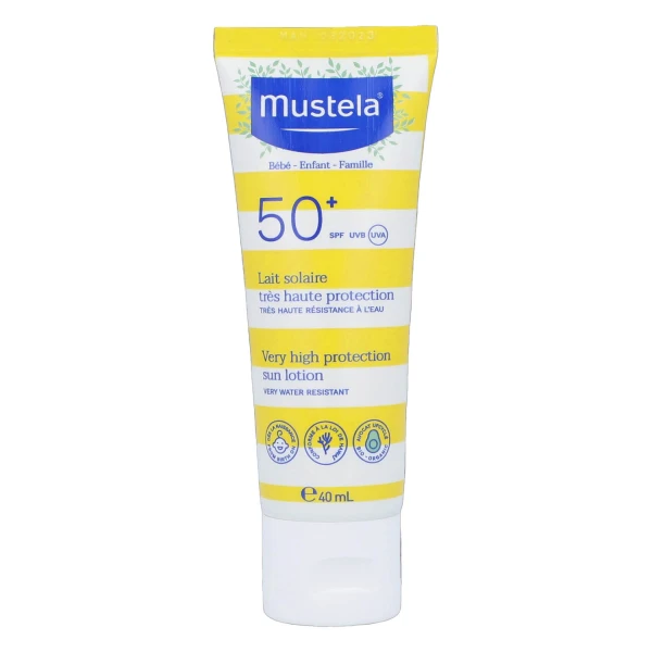 Zestaw Mustela Sun, Maluszek w podróży - skóra sucha, mleczko przeciwsłoneczne, SPF 50, 40 ml + olejek do masażu, 100 ml